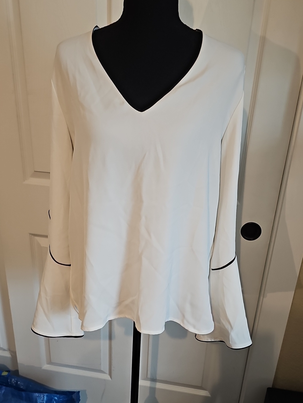 Calvin Klein Cream V-Neck Bell Sleeve Blouse with Black Piping